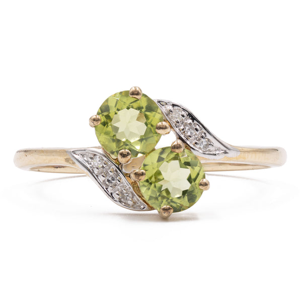 Anello vintage in oro 9k con peridoti e diamanti