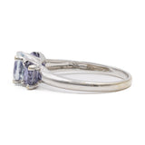 Trilogy vintage in oro bianco 9k con acquamarina (0.70ct ca.) e ioliti (0.70ctw ca.)
