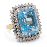 Anello vintage da cocktail in oro giallo e bianco 18k con topazio azzurro (20ct) e diamanti (1,70ctw), anni '70