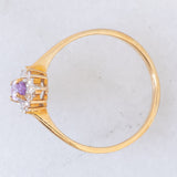 Anello a margherita in oro giallo 9K con zaffiro viola sintetico (0.25ct) e zirconi bianchi