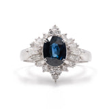 ANELLO A BALLERINA VINTAGE IN PLATINO CON ZAFFIRO (1.36CT) E DIAMANTI (0.48CTW)