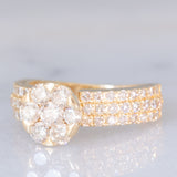 Anello a fiore in oro giallo 18K con diamanti di taglio brillante (1ctw), anni ‘70/‘80