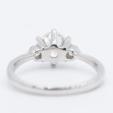 Trilogy vintage in platino con diamanti di taglio brillante (centrale di 1.02ct), anni ‘80