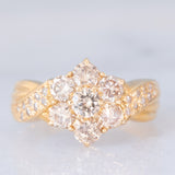Anello a fiore in oro giallo 18K con diamanti champagne e bianchi (1.50ctw), anni ‘70/‘80
