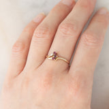 Anello vintage in oro giallo 9K con rubini (0.12ctw ca.) e diamante (0.02ct ca.), anno 1981