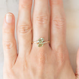 Toi et Moi vintage in oro giallo 14K con zaffiri verdi sintetici (1ctw ca.) e diamanti