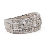 Anello vintage a fascia in platino 900 con diamanti (1ctw) di taglio brillante e baguette