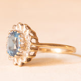 Vintage-Gänseblümchen-Ring aus 9-karätigem Gelb- und Weißgold mit blauem Topas (ca. 1.40 ct) und Diamanten (ca. 0.08 ctw), Jahr 1992