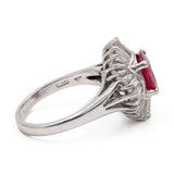 Anello vintage a ballerina in oro bianco 18k con rubino (1,37ct) e diamanti (1,30ctw), anni '70