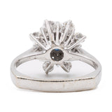 Anillo de oro blanco de 14 quilates con copo de nieve, zafiro (aprox. 0.50 ct) y diamantes de talla brillante (aprox. 0.96 ct), década de 70