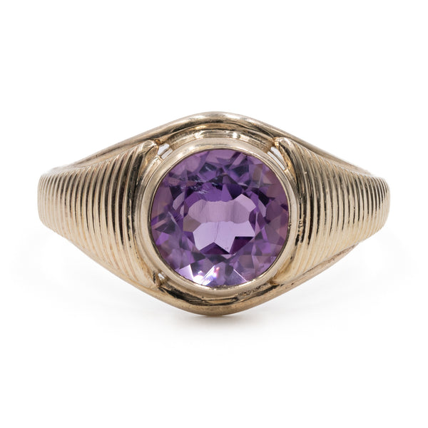 Anello vintage da cocktail in oro giallo 8k con ametista