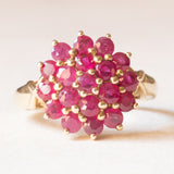 Vintage-Blumenring aus 9-karätigem Gelbgold mit synthetischen Rubinen (ca. 1 Karat), 70er/80er Jahre