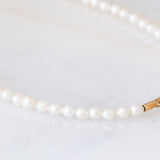 Collana vintage in oro giallo 18K con perle bianche, anni ‘70