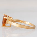 Solitario in oro giallo 9K con quarzo citrino di taglio trillion (1.93ct)