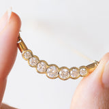 Collar moderno en oro amarillo de 8 quilates y piedras blancas imitación diamantes, años 90