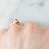 Bague ancienne en or jaune 18 carats en forme de marguerite, ornée de pâte de verre rose et de diamants taille rose, début des années 900