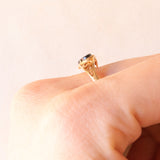 Vintage-Ring aus 9-karätigem Gelbgold mit herzförmigem Onyx