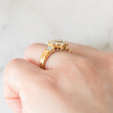 *RISERVATO* SALDO Anello a margherita vintage in oro giallo 18K con diamanti di taglio brillante e di taglio baguette (1ctw ca.), anni ‘70