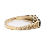 Anello vintage trilogy in oro giallo 8k con spinelli verdi