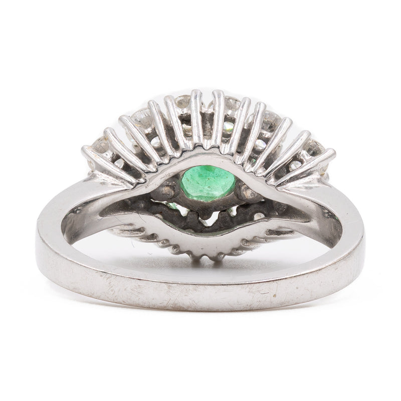 Anello vintage in oro bianco 18k con smeraldo (0,68ct) e diamanti (0,89ctw), anni '70