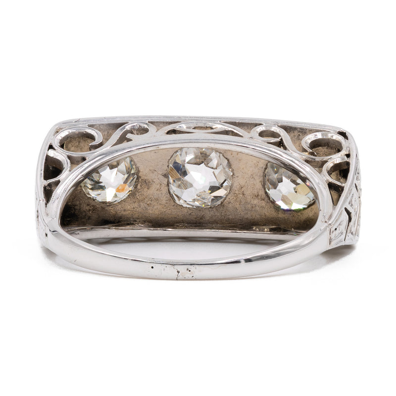 Anello trilogy Art déco in oro bianco 18k e diamanti (1,60ctw), anni '30/'40