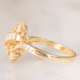 Anello vintage in oro giallo 14K con diamanti di taglio brillante e di taglio baguette (0.75ctw ca.), anni ‘70/‘80