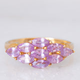 Anello in oro giallo 9K con zaffiri rosa sintetici (1.24ctw)