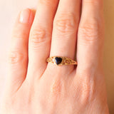 Vintage-Ring aus 9-karätigem Gelbgold mit herzförmigem Onyx