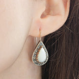 Orecchini vintage in stile antico in oro giallo 14K e argento con pietre di Luna e diamanti di taglio rosetta, anni ‘50/‘60