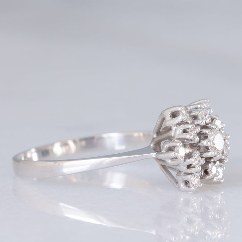Anello a fiocco di neve in oro bianco 18K con diamanti (0.28ctw ca.), anni ‘70