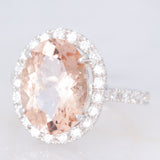 Anello a margherita vintage in platino con morganite (5.20ct) e diamanti (0.85ctw), anni ‘2000