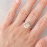 Anello a margherita vintage con diamante fancy di 1.68ct e con diamanti bianchi di contorno, anni ‘90/anni ‘2000