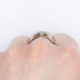 Anello antico a forma di cintura con fibbia in oro giallo 8K con turchese e perline bianche, anni ‘10/‘20