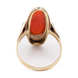 Винтажное кольцо из 8-каратного желтого золота с красным кораллом