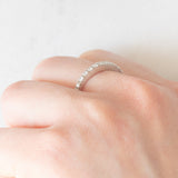 Mezzo eternity vintage in oro bianco 18K con diamanti di taglio brillante (0.33ctw ca.), anni ‘90/anni ‘2000