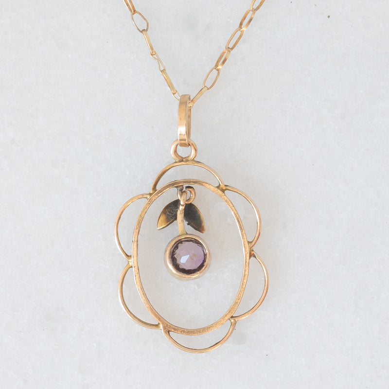Pendente antico lavalier in oro giallo 9K con ametiste (0.18ct ca.) e perline bianche, anni ‘10/‘20