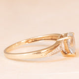 Anello vintage in oro giallo 9K con topazio azzurro (0.70ct ca.) e diamanti, anni ‘70/‘80
