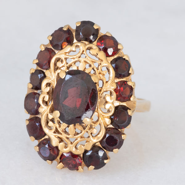 Anello vintage in oro giallo 18K con granati (3.50ctw ca.), anni ‘50/‘60