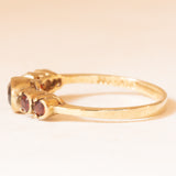 Anello vintage in oro giallo 8K e granati (0.60ctw ca.), anni ‘60/‘70