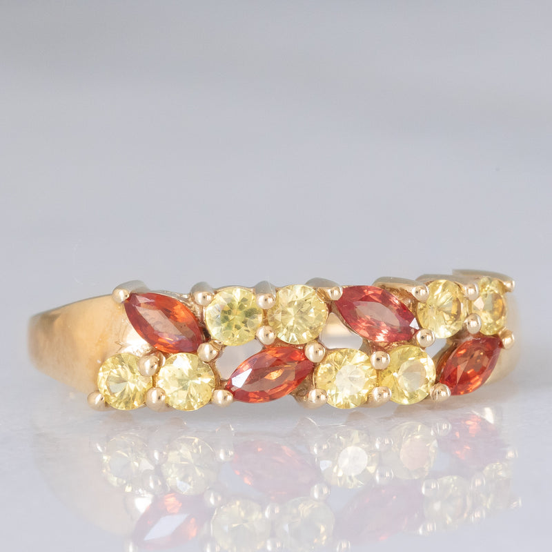 Anello vintage in oro giallo 9K con zaffiri sintetici arancioni e gialli (0.80ctw ca.), anni ‘90