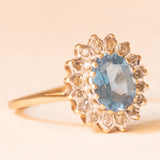 Vintage-Gänseblümchen-Ring aus 9-karätigem Gelb- und Weißgold mit blauem Topas (ca. 1.40 ct) und Diamanten (ca. 0.08 ctw), Jahr 1992
