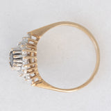 Bague marguerite vintage en or jaune et blanc 9 carats avec saphir (environ 1 ct) et diamants (environ 0.22 ct au total), 1989