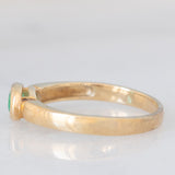Solitario in oro giallo 9K con smeraldo (0.33ct)