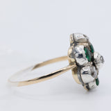 Anello a fiore antico in oro giallo 14K e argento con diamanti di taglio rosetta e paste di vetro verde, fine ‘800