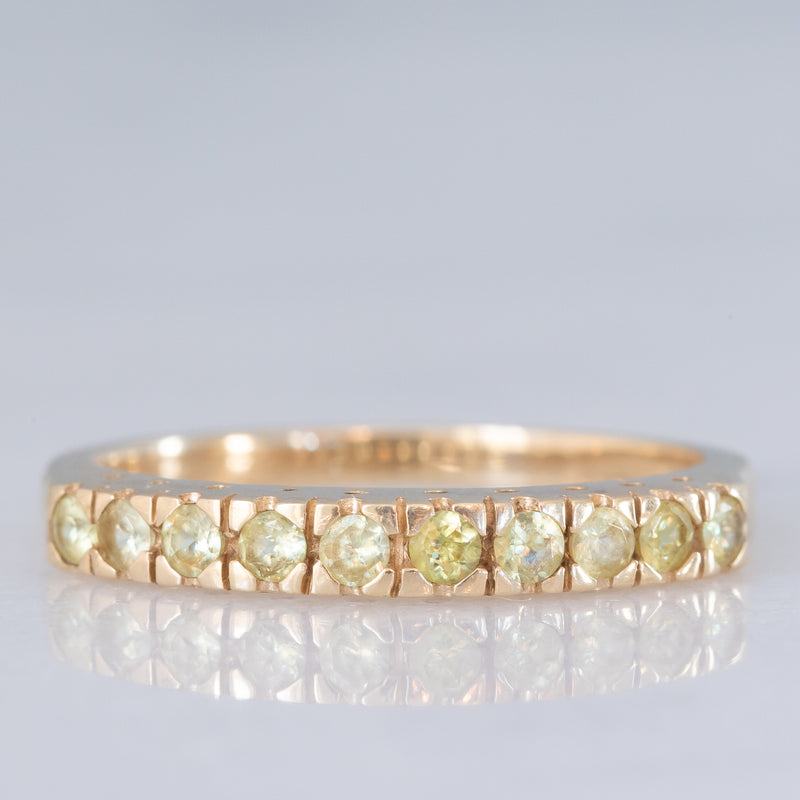 Veretta vintage in oro giallo 9K con peridoti (0.40ctw ca.), anni ‘70/‘80