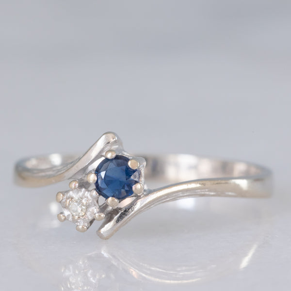 Toi et Moi vintage in oro bianco 14K con zaffiro (0.15ct ca.) e diamante, anni ‘70