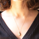 Vintage necklace with 9K yellow gold chain and 9K yellow gold pendant and green jasperware, 1982