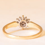 Anello a fiore vintage in oro giallo e bianco 9K con diamanti (0.12ctw ca.),