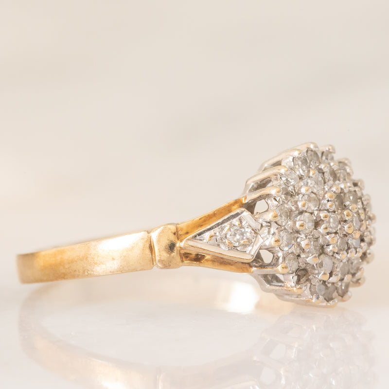 Anello a fiore vintage in oro giallo e bianco 9K con diamanti (0.20ctw ca.), anno 1994