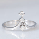 Trilogy vintage in oro bianco 14K con diamanti di taglio brillante (0.15ctw ca.), anni ‘70